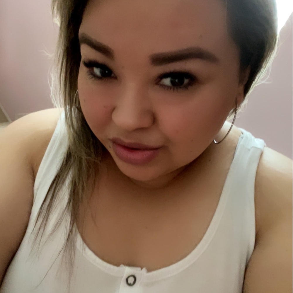 Meet your Posher, Karina